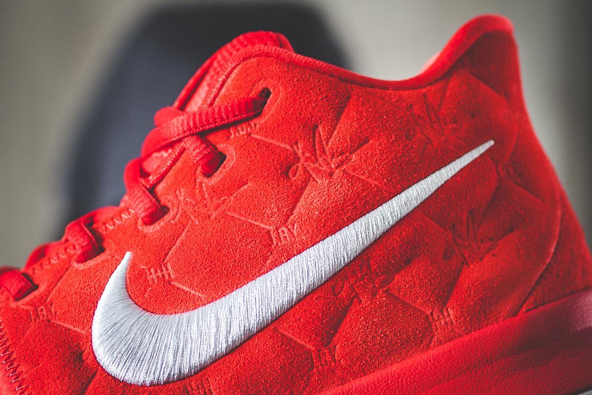 Kyrie 3 hot sale red suede